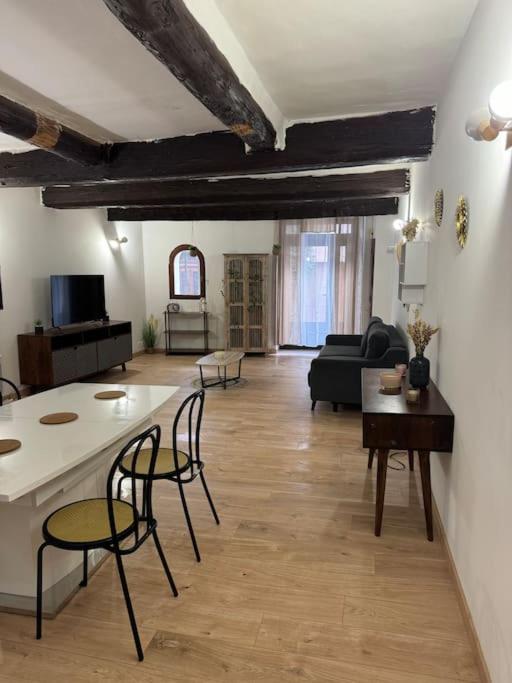 Appartement T2 Cosy Centre-Ville Pernes-les-Fontaines Kültér fotó